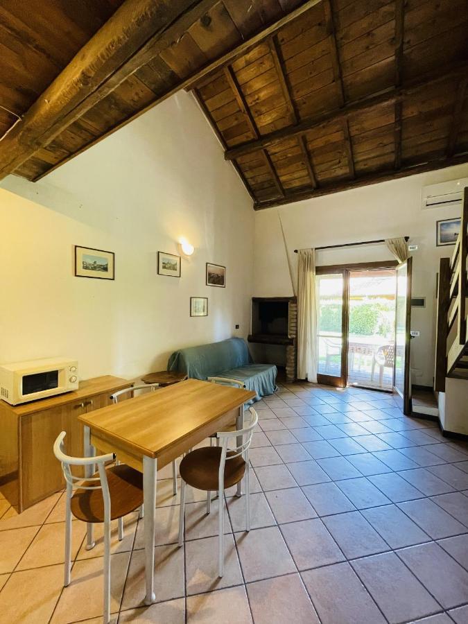 Borgo Del Nibbio Apartment Porto Levante Bagian luar foto