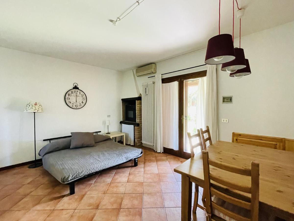Borgo Del Nibbio Apartment Porto Levante Bagian luar foto