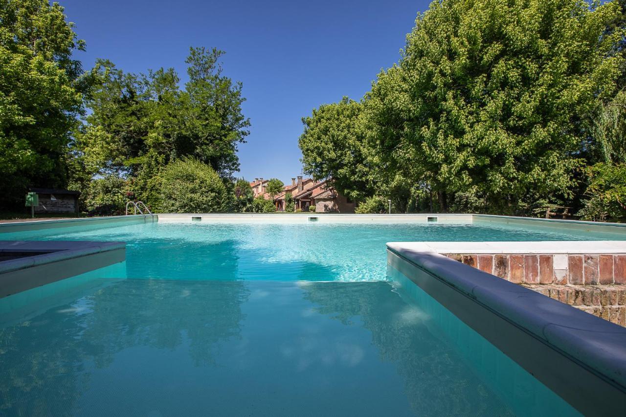Borgo Del Nibbio Apartment Porto Levante Bagian luar foto