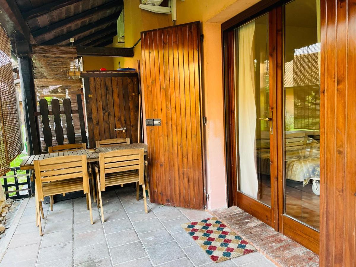 Borgo Del Nibbio Apartment Porto Levante Bagian luar foto